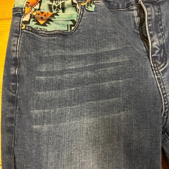 Ranch Dressn Flare jeans with Southwestern Print Accents Size 14 - Picture 5 of 16